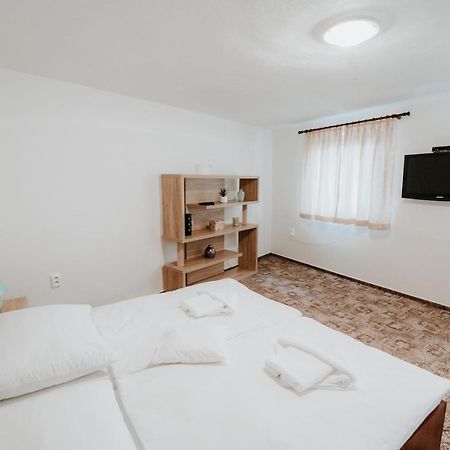 Ard Apartments - Левіце Екстер'єр фото