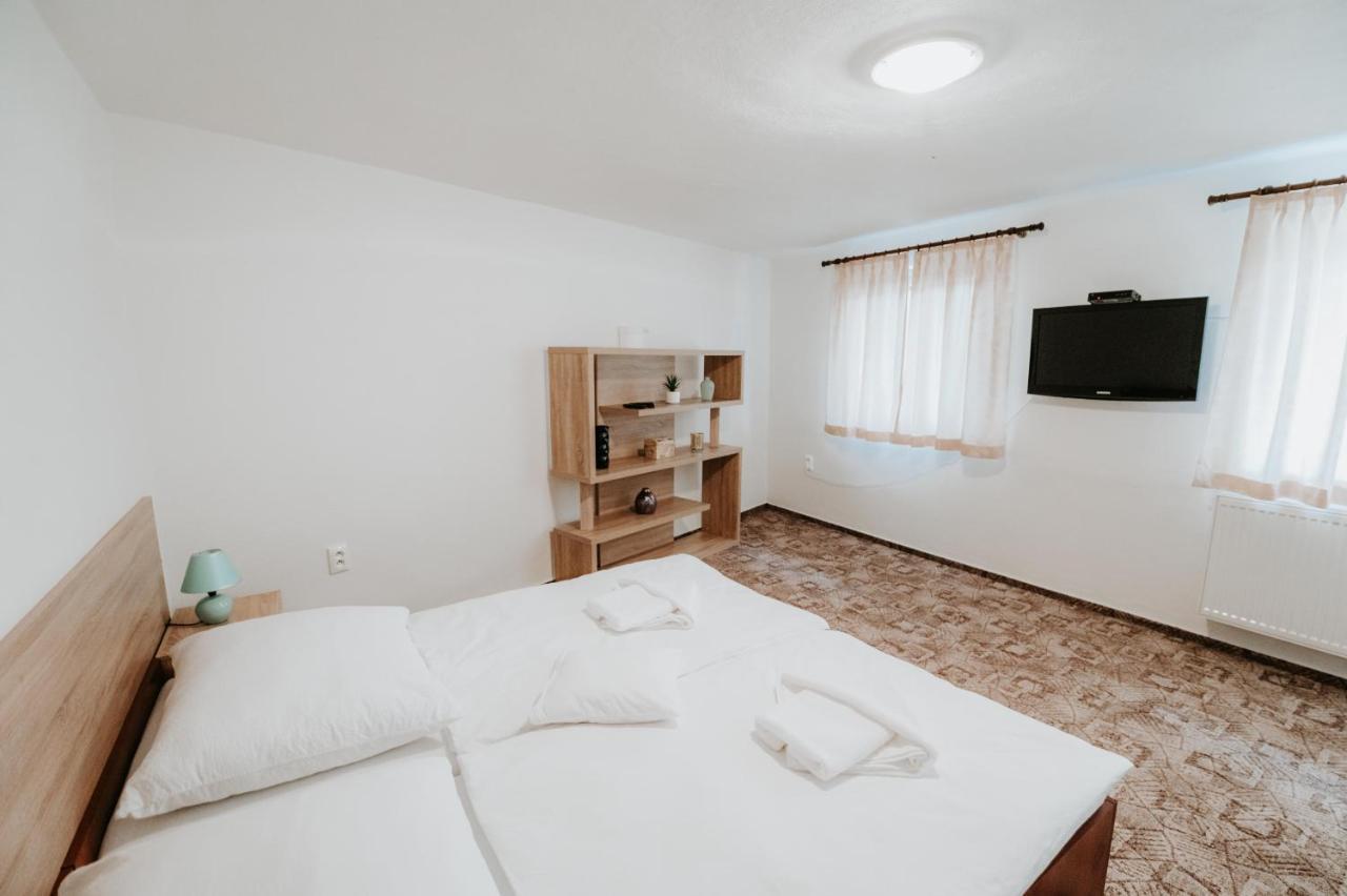 Ard Apartments - Левіце Екстер'єр фото